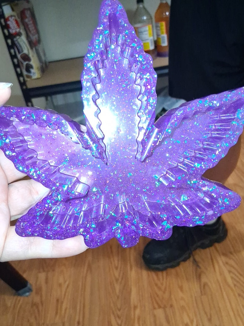 Maryjuana Leaf Ashtray