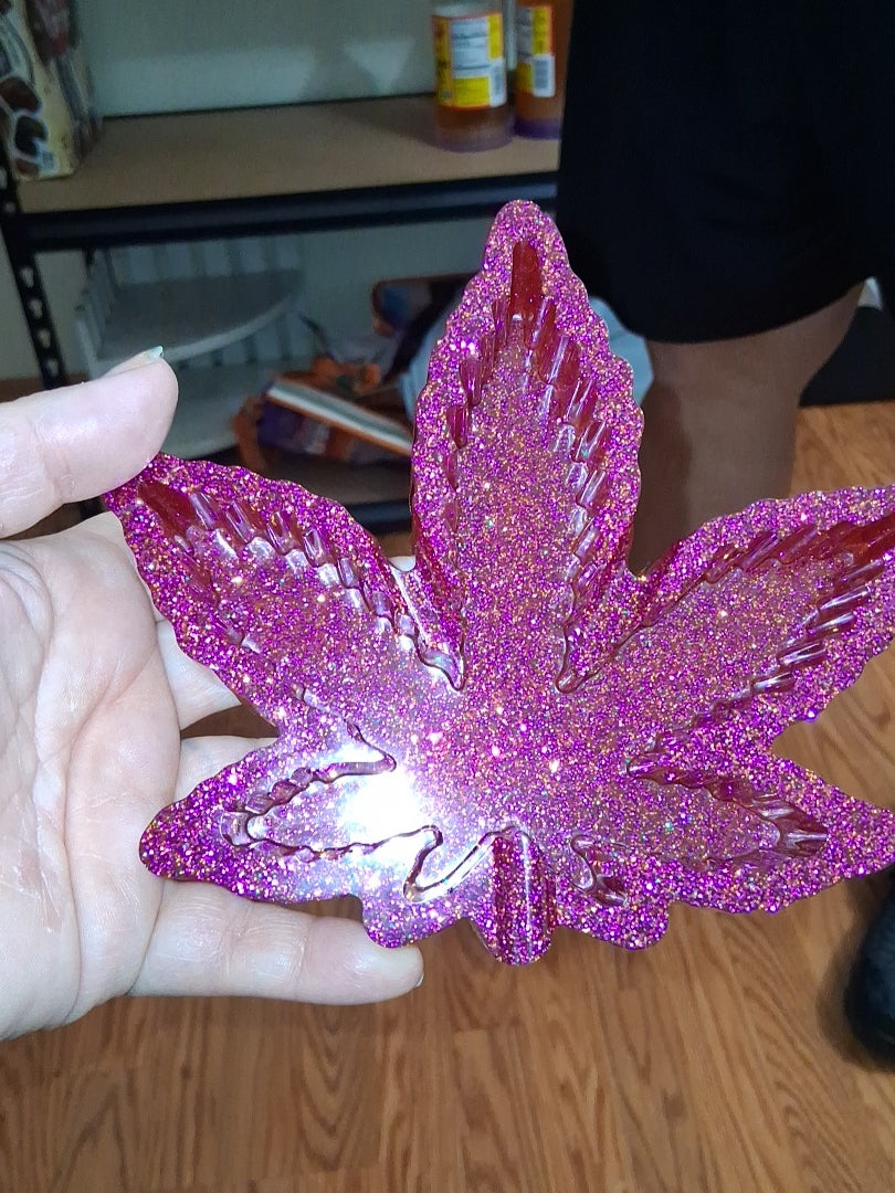 Maryjuana Leaf Ashtray