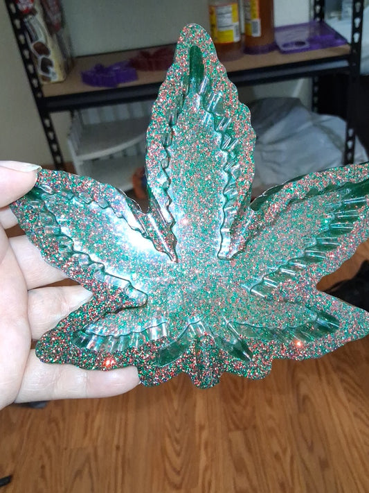 Maryjuana Leaf Ashtray